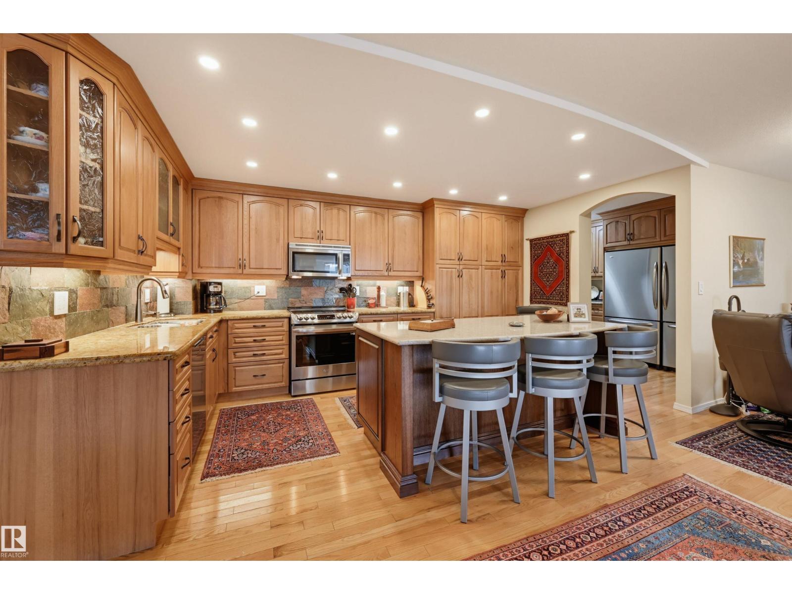 #1603 11503 100 Av Nw Property Photo 13