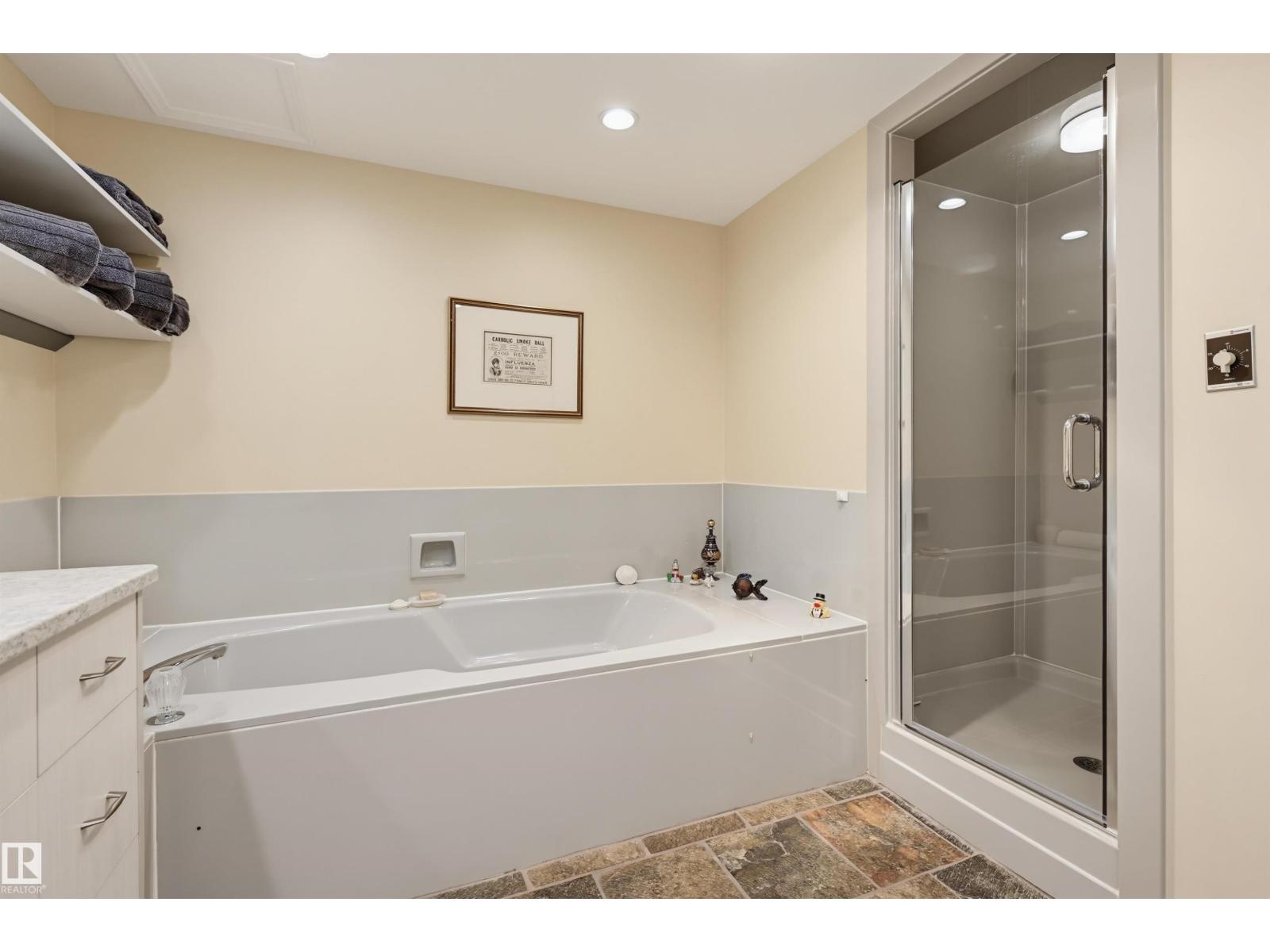 #1603 11503 100 Av Nw Property Photo 32