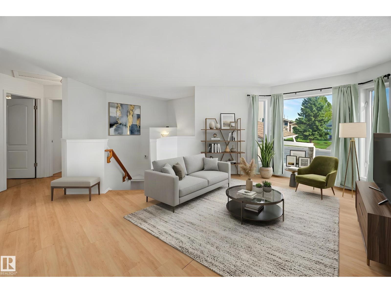18411 77 Av Nw Property Photo 2