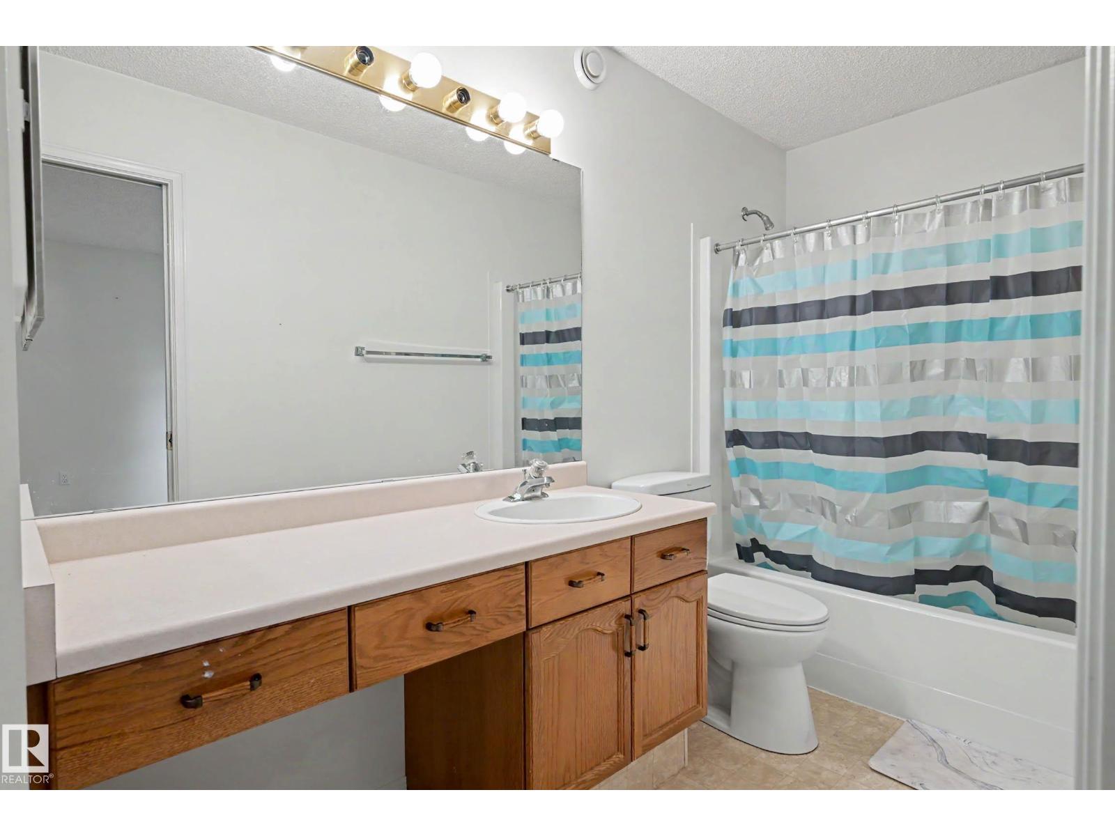 18411 77 Av Nw Property Photo 10
