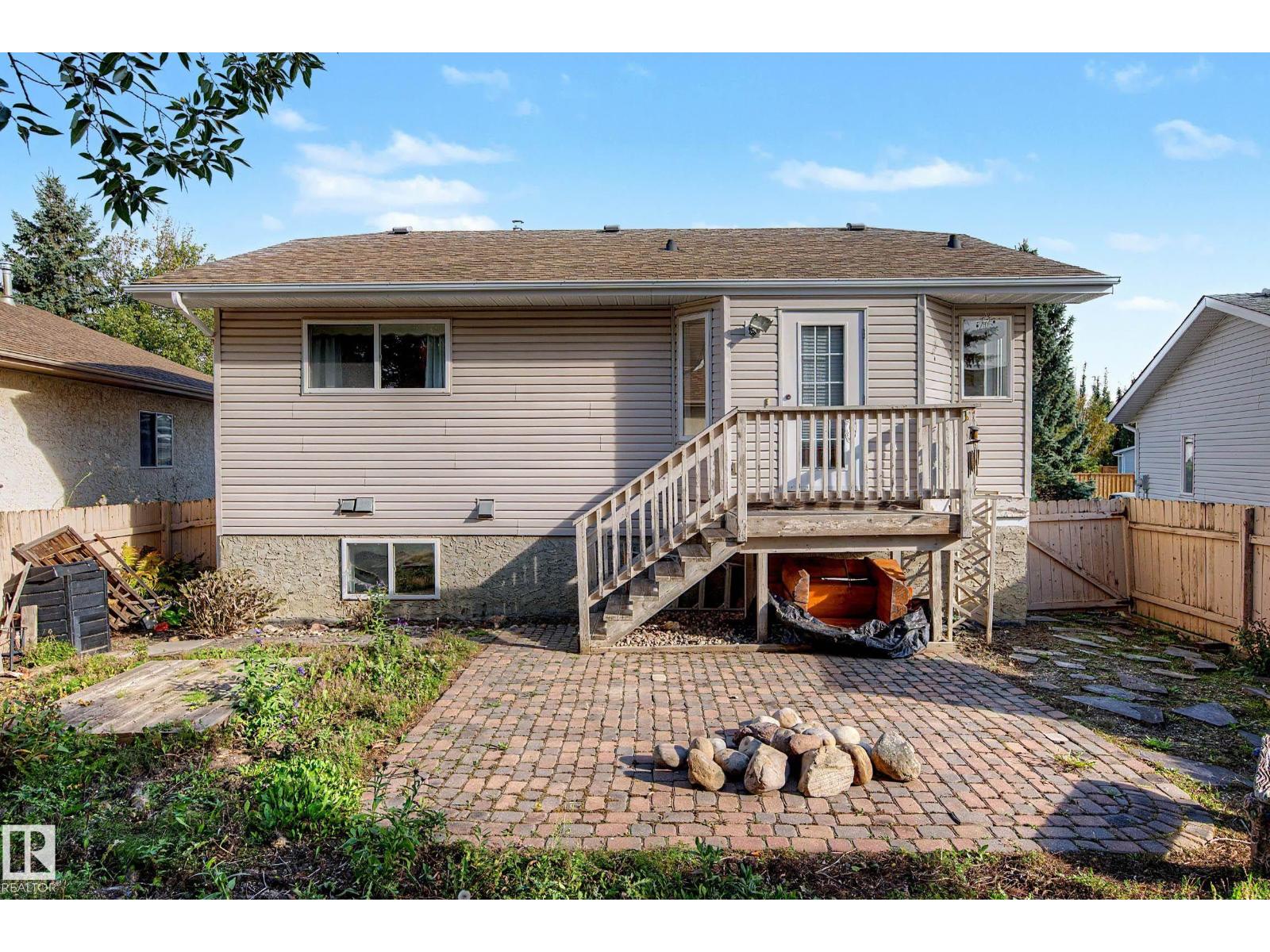 18411 77 Av Nw Property Photo 20