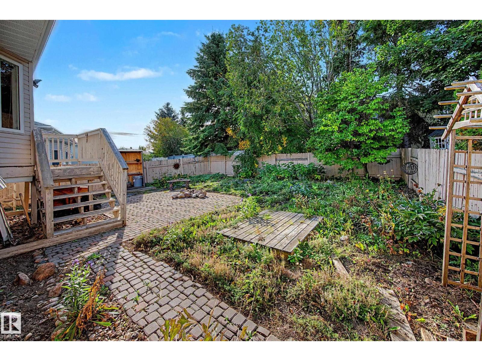 18411 77 Av Nw Property Photo 36