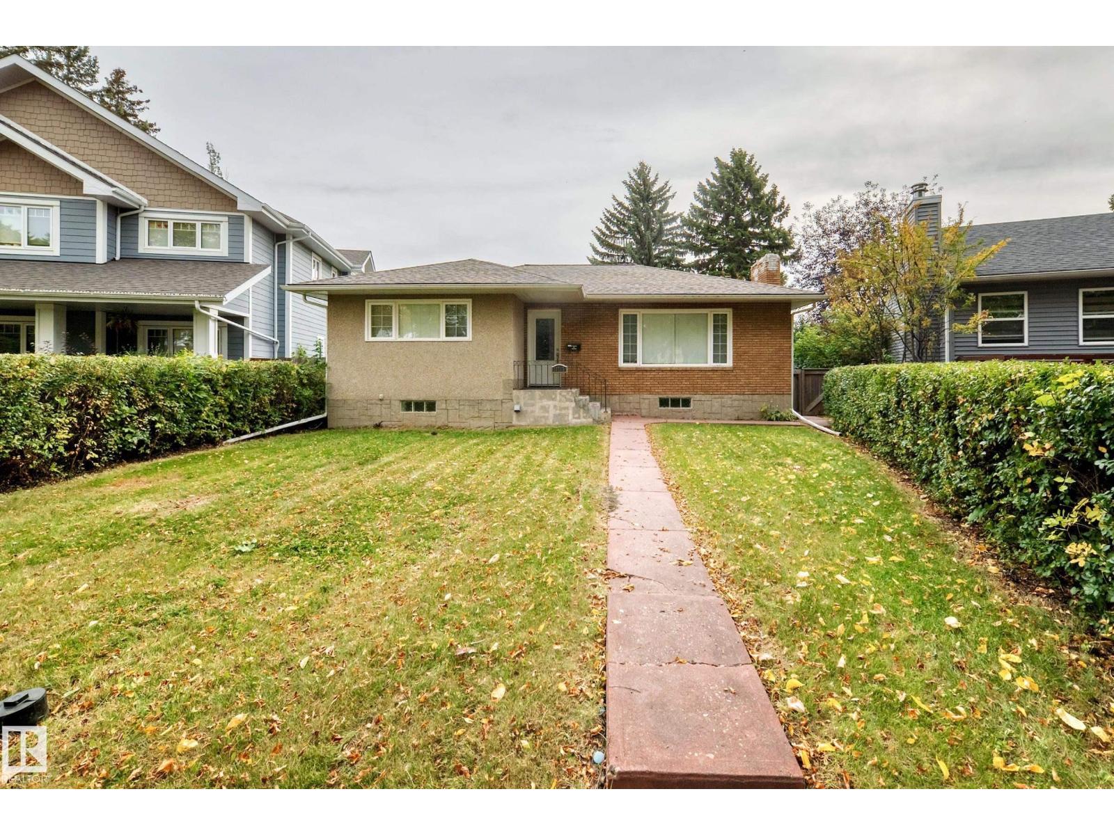 10715 133 St Nw Property Photo 2