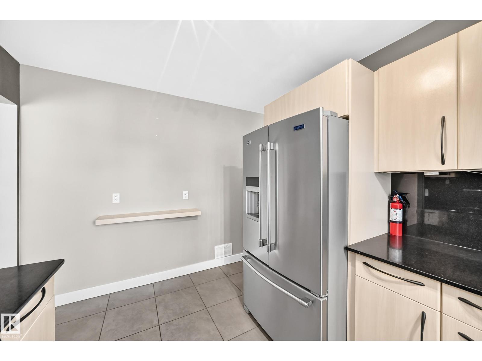 10715 133 St Nw Property Photo 14