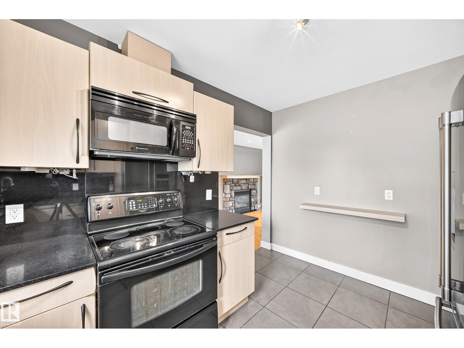 10715 133 St Nw Property Photo 15