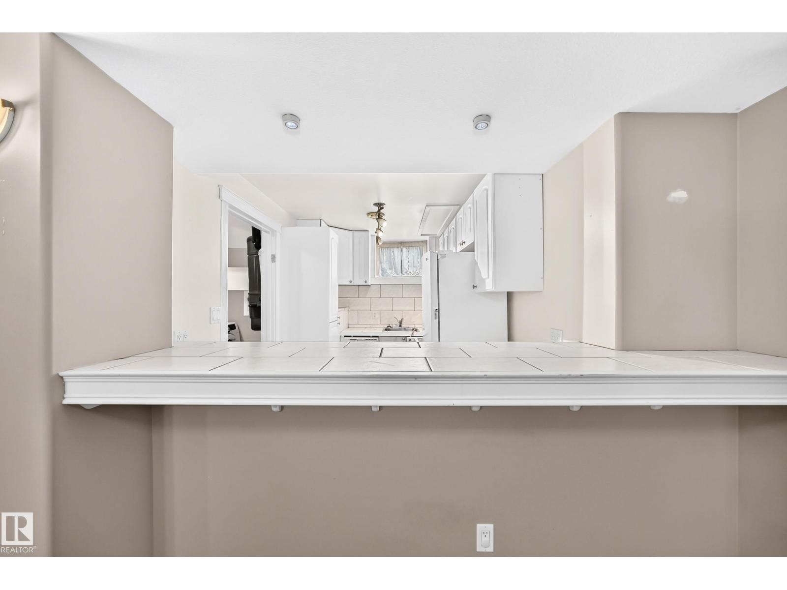 10715 133 St Nw Property Photo 38