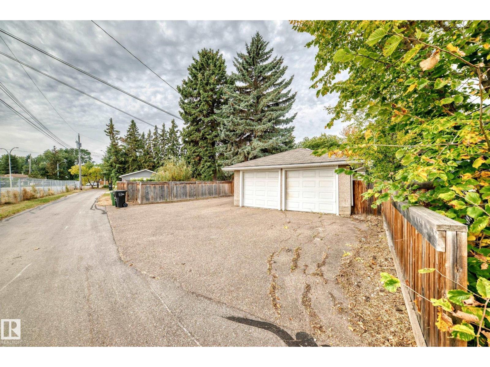 10715 133 St Nw Property Photo 60