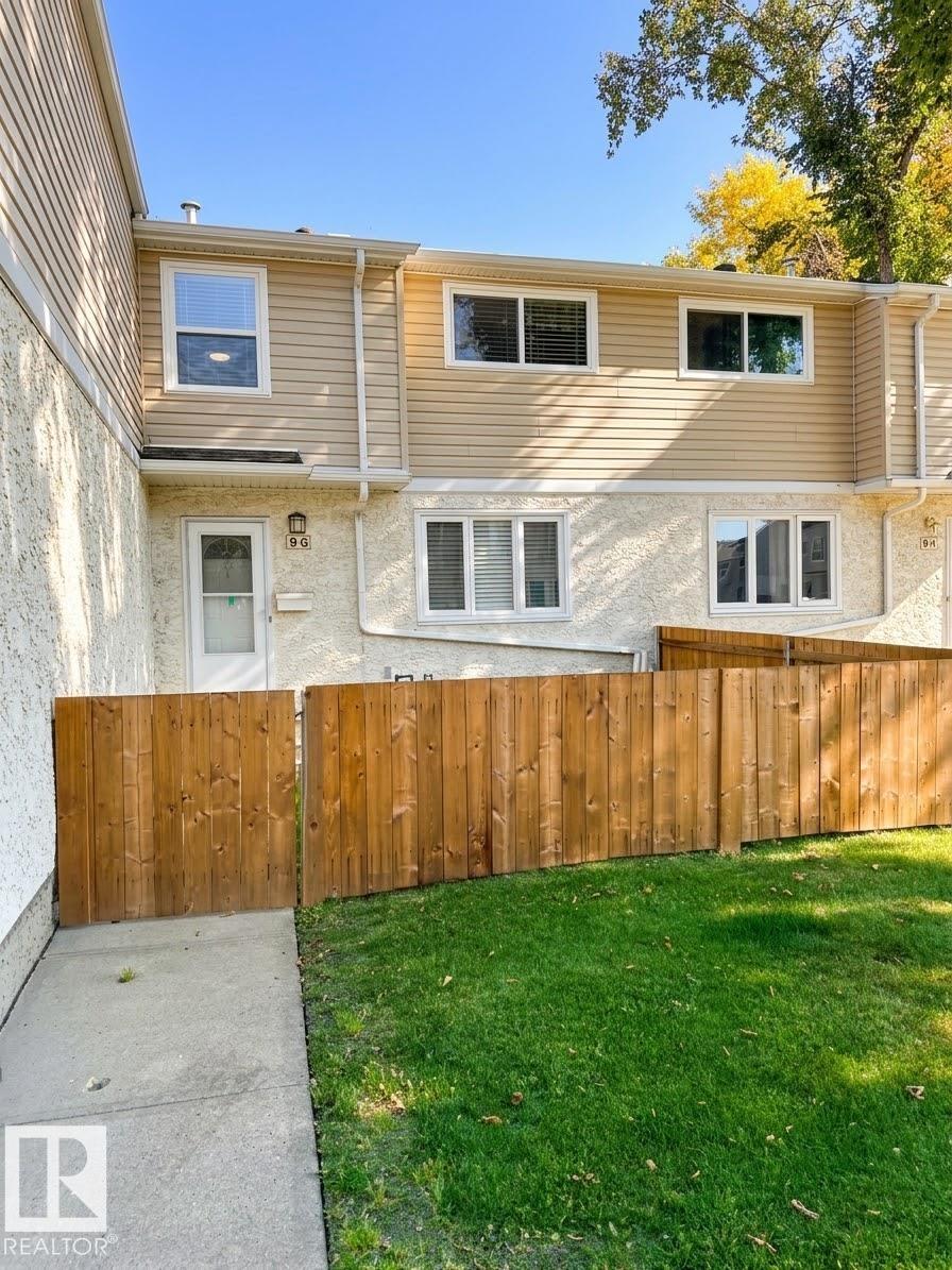 9G CLAREVIEW VG NW Property Photo 1