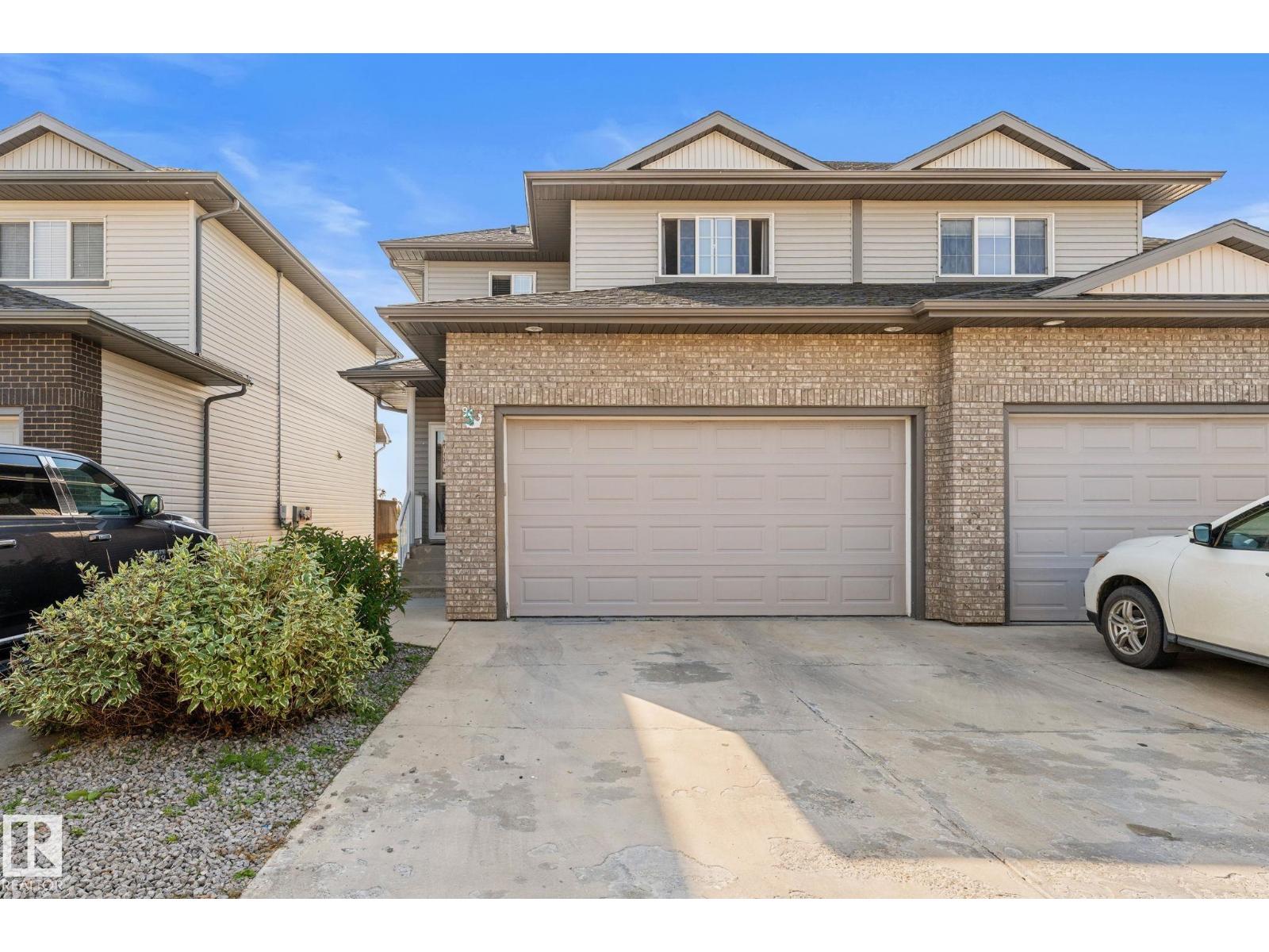#5 4900 62 St Property Photo 1