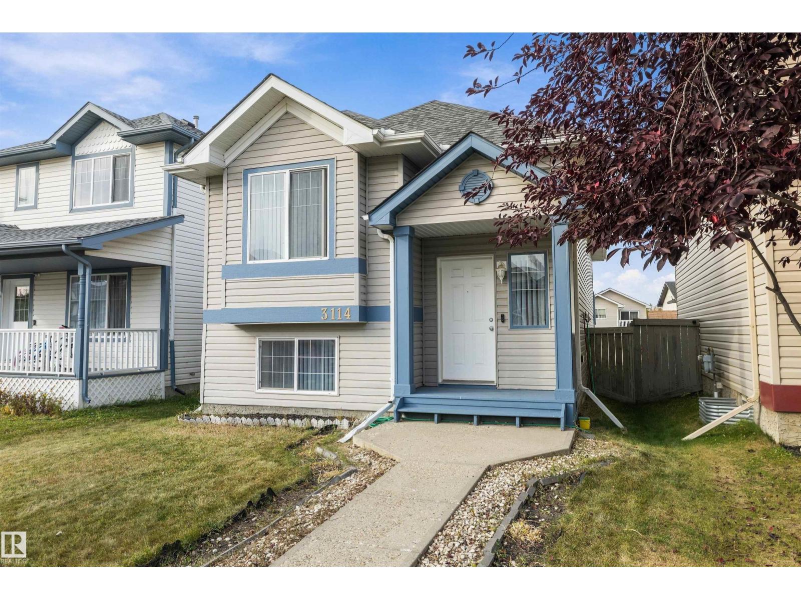 3114 32 Av Nw Property Photo 1