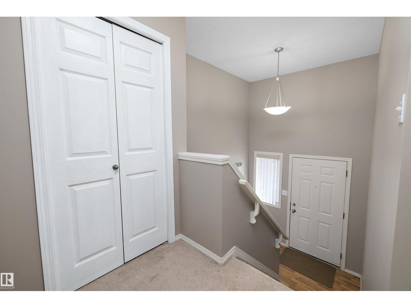 3114 32 Av Nw Property Photo 3