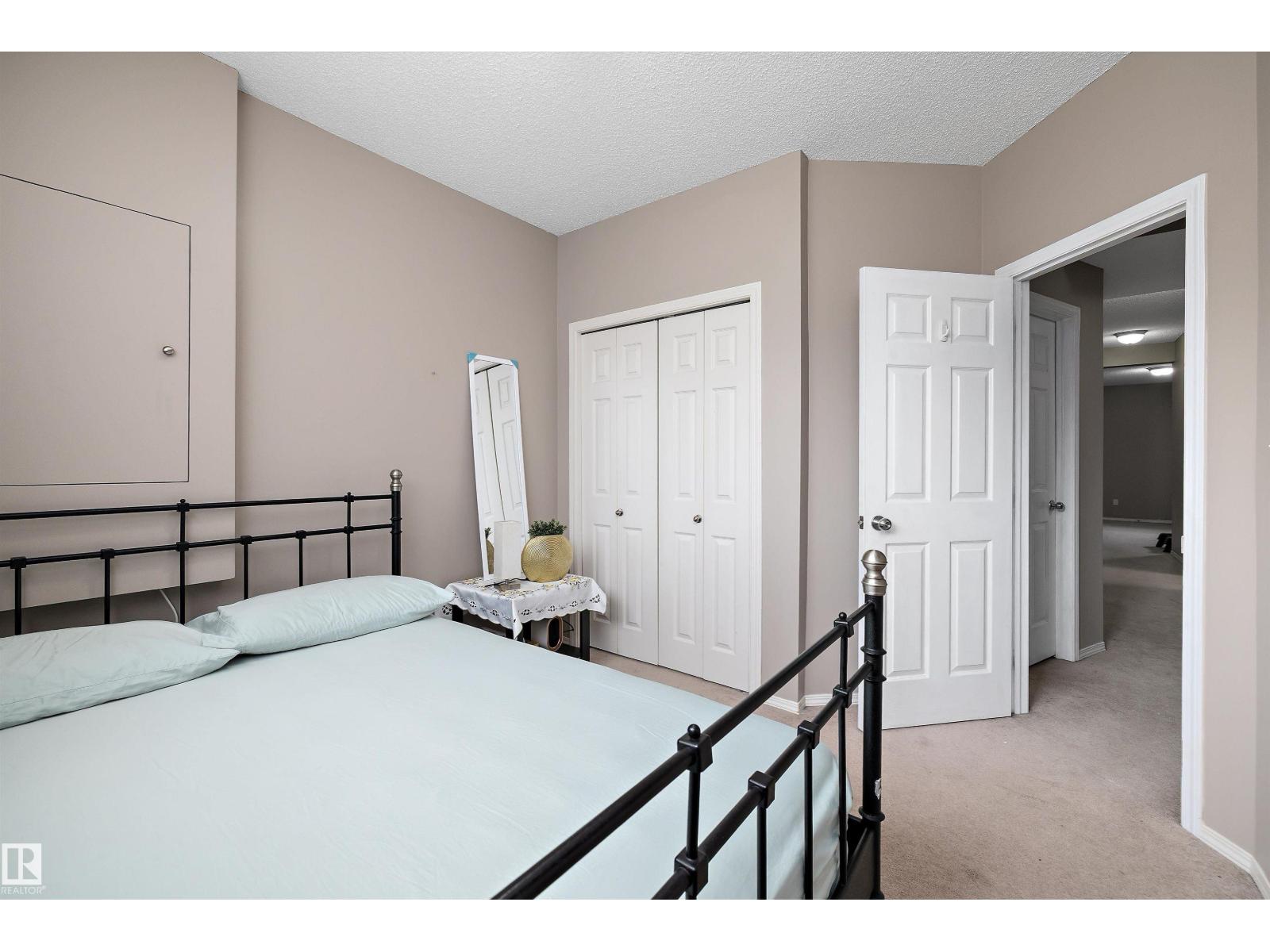 3114 32 Av Nw Property Photo 24