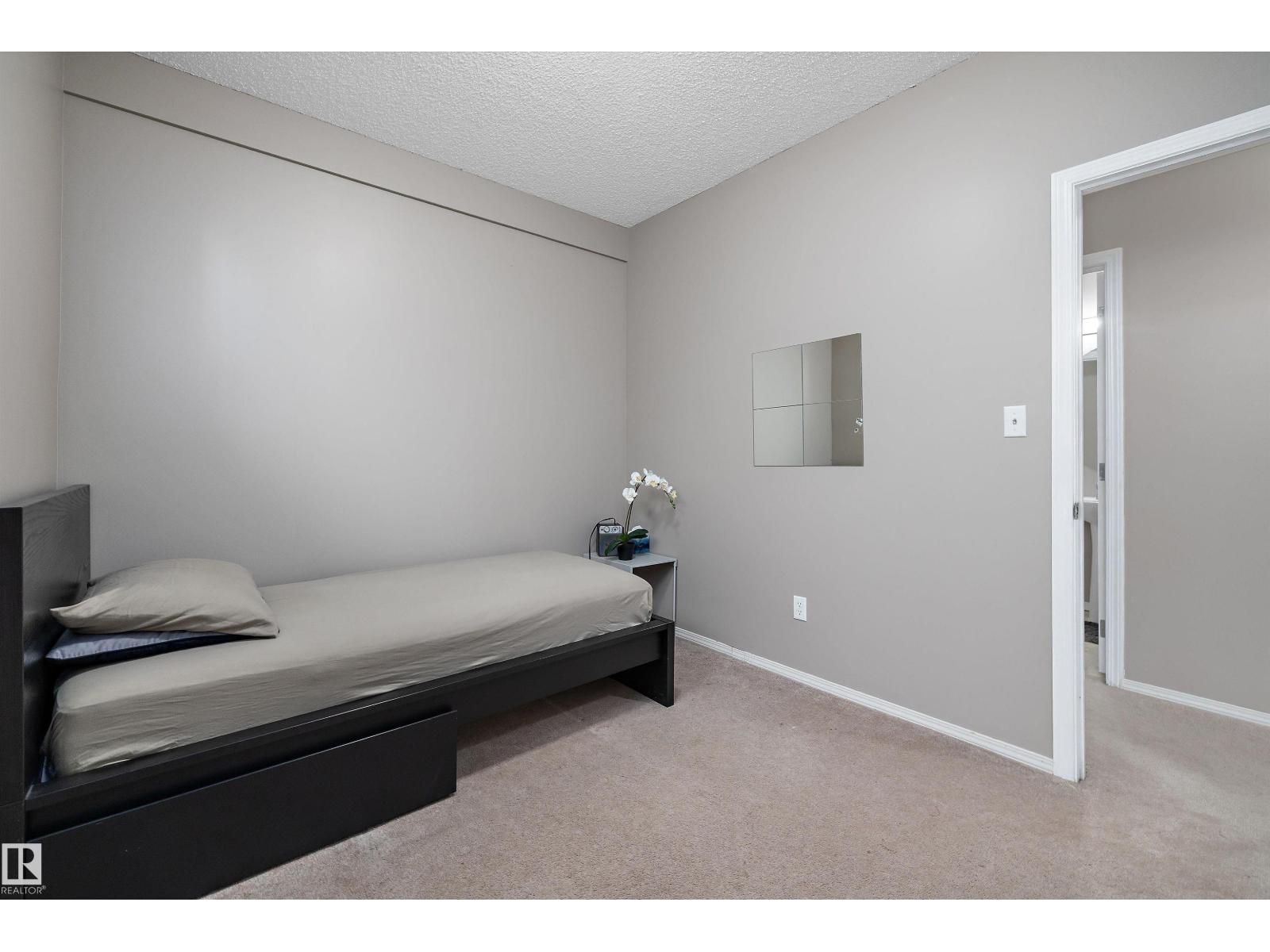 3114 32 Av Nw Property Photo 28