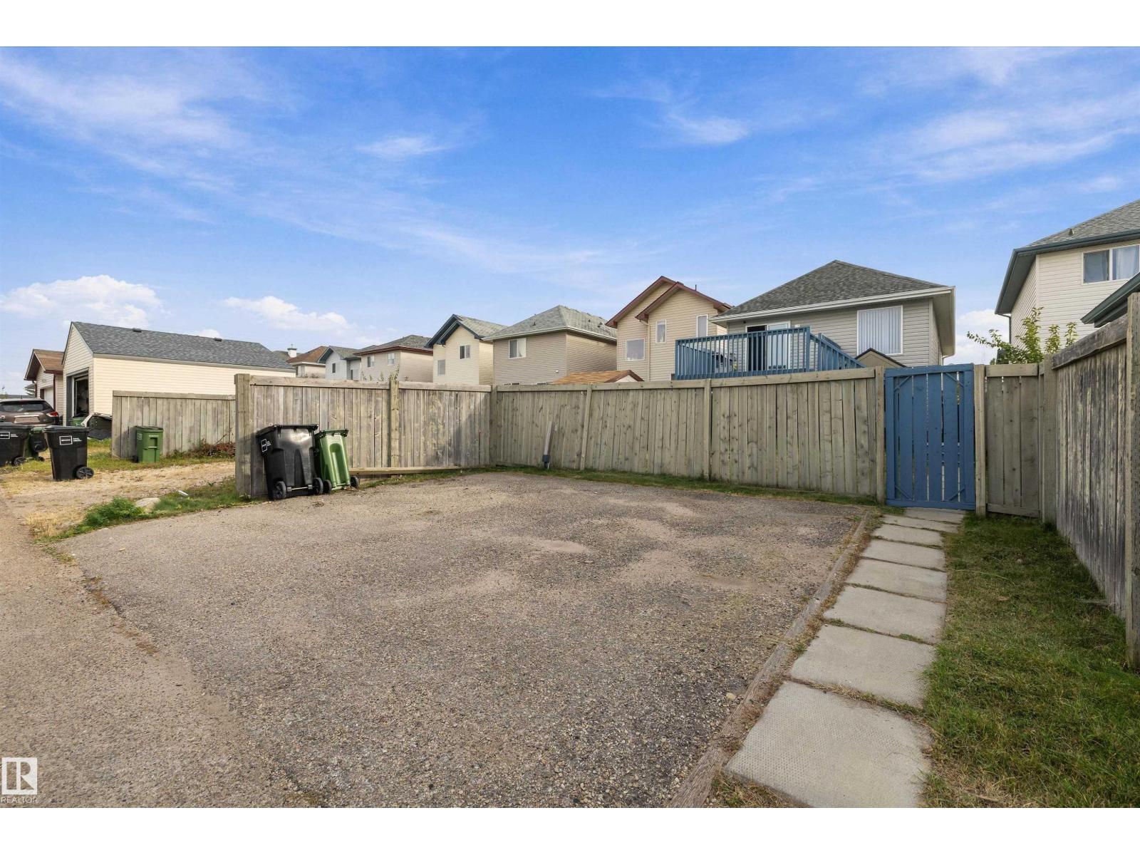 3114 32 Av Nw Property Photo 44