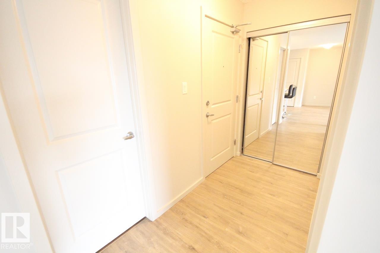 #417 5404 7 Av Sw Property Photo 8