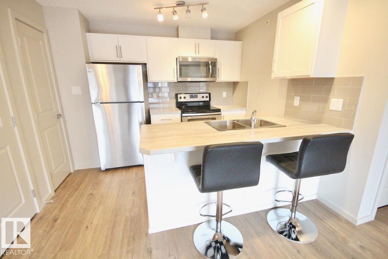 #417 5404 7 Av Sw Property Photo 11
