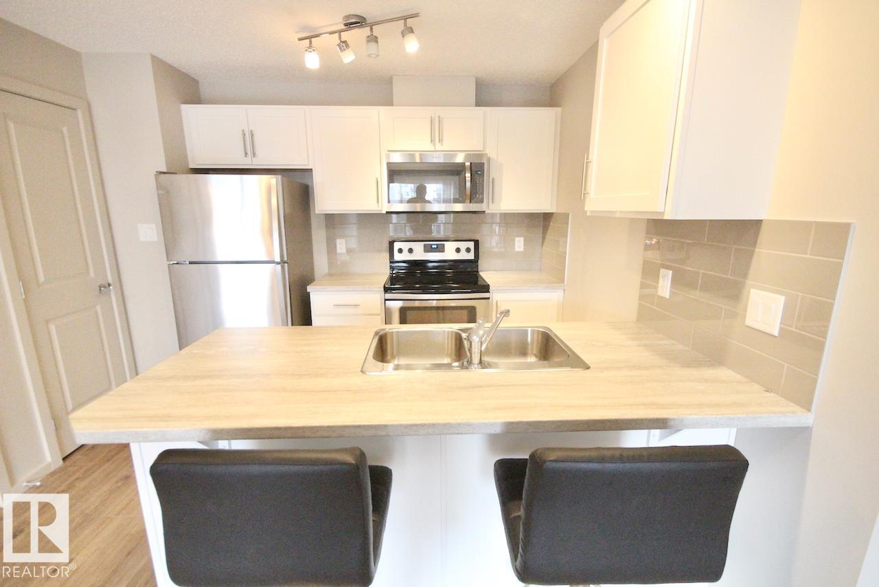 #417 5404 7 Av Sw Property Photo 12