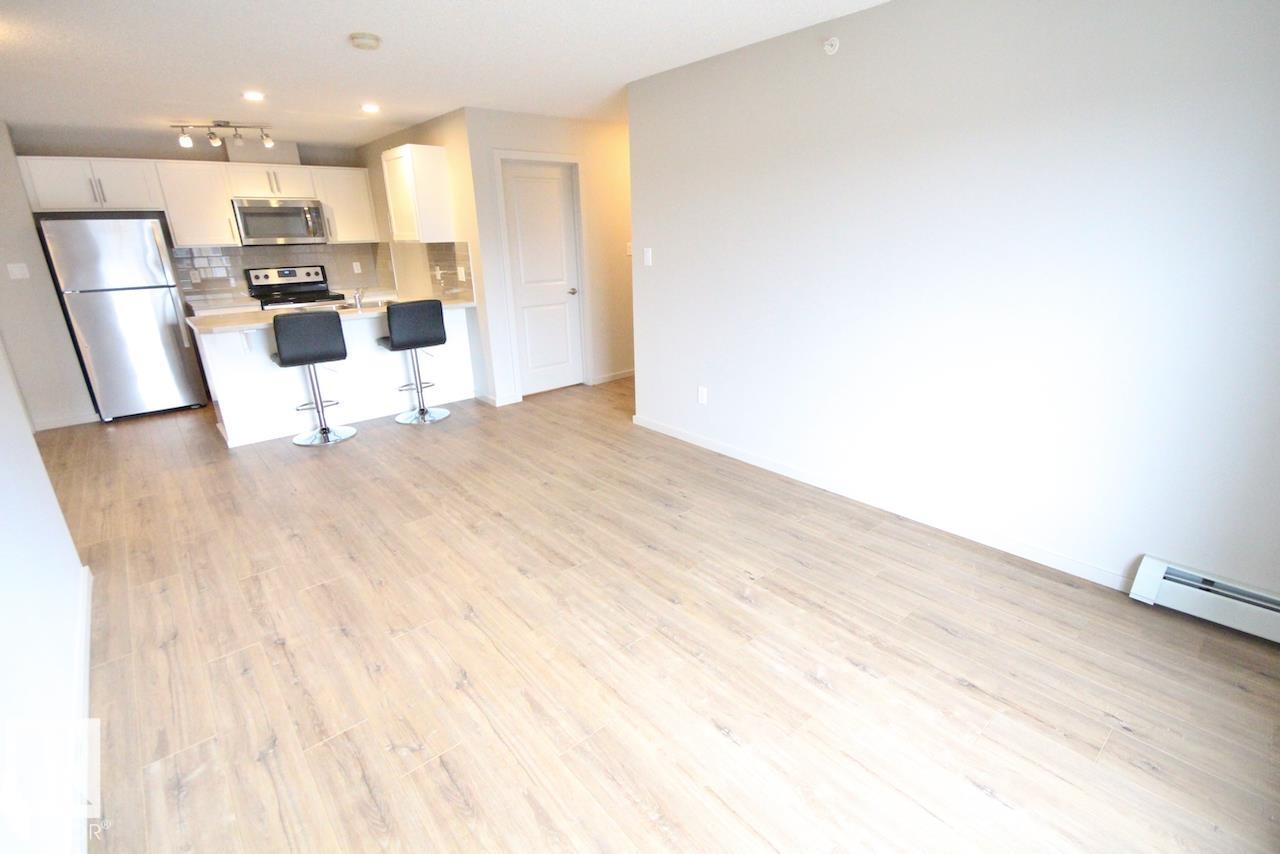 #417 5404 7 Av Sw Property Photo 18