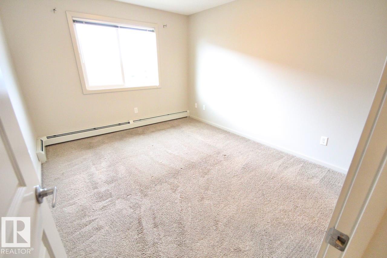 #417 5404 7 Av Sw Property Photo 20