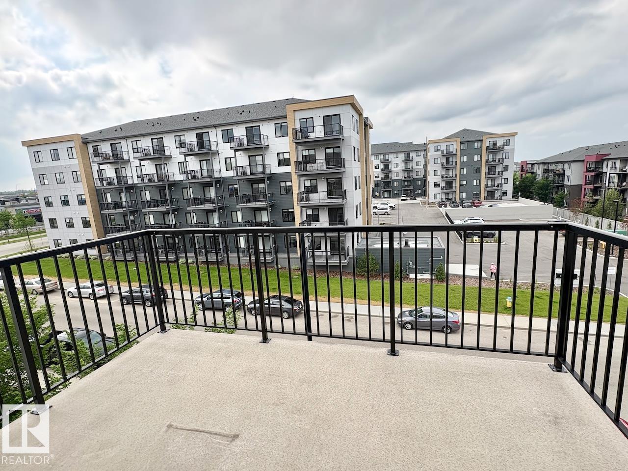 #417 5404 7 Av Sw Property Photo 31