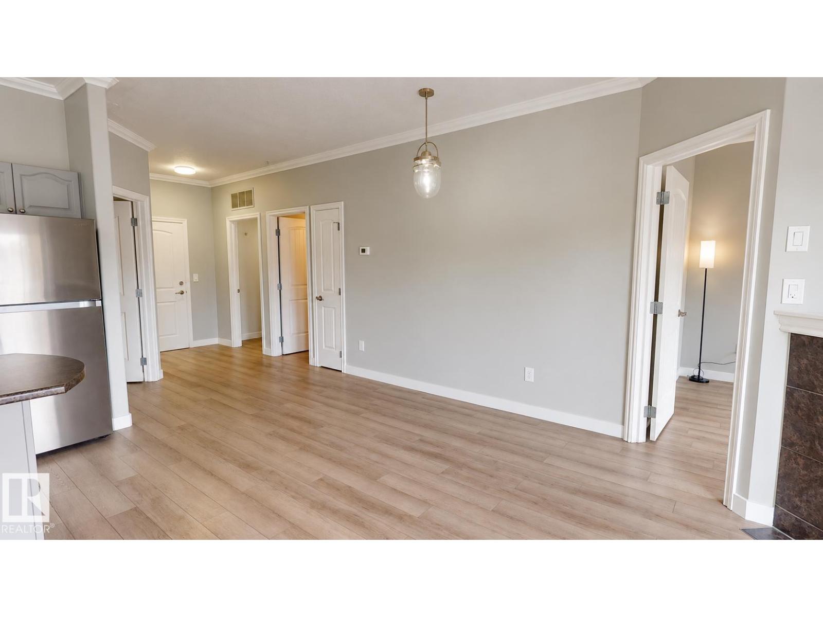 #203 8528 82 Av Nw Property Photo 6