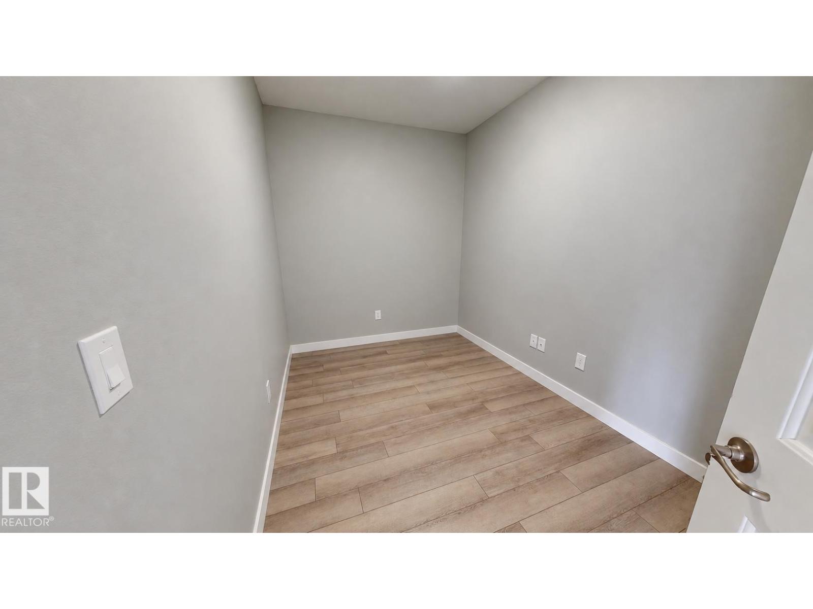 #203 8528 82 Av Nw Property Photo 17