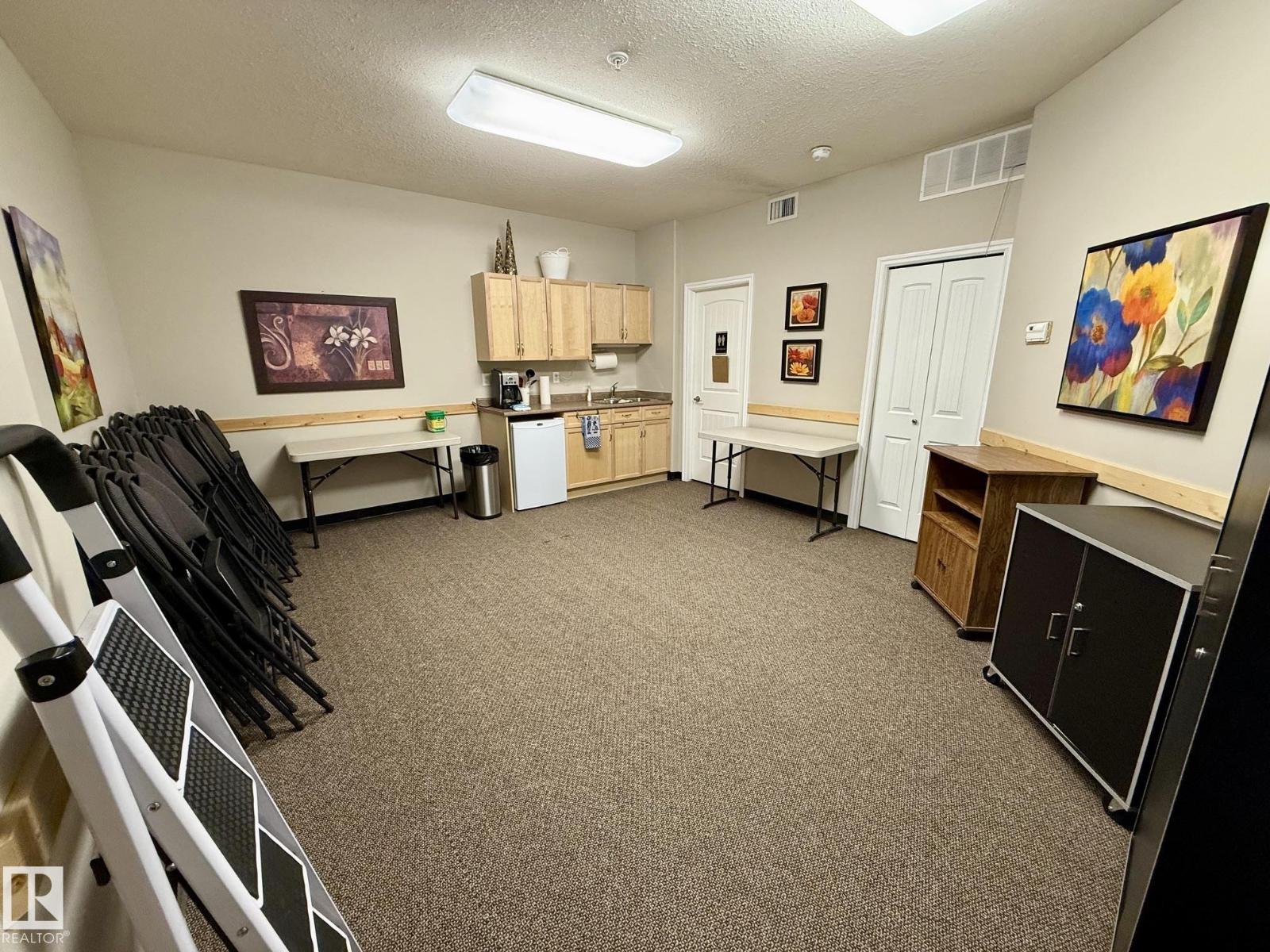 #203 8528 82 Av Nw Property Photo 23