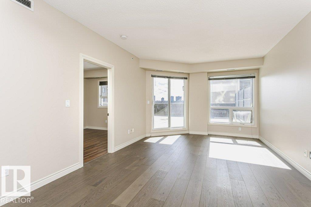 #103 9819 104 St Nw Property Photo 18