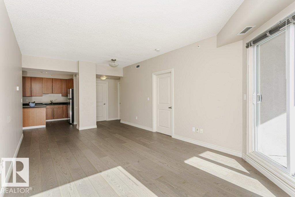 #103 9819 104 St Nw Property Photo 21