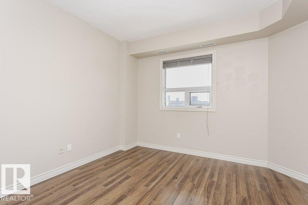 #103 9819 104 St Nw Property Photo 26