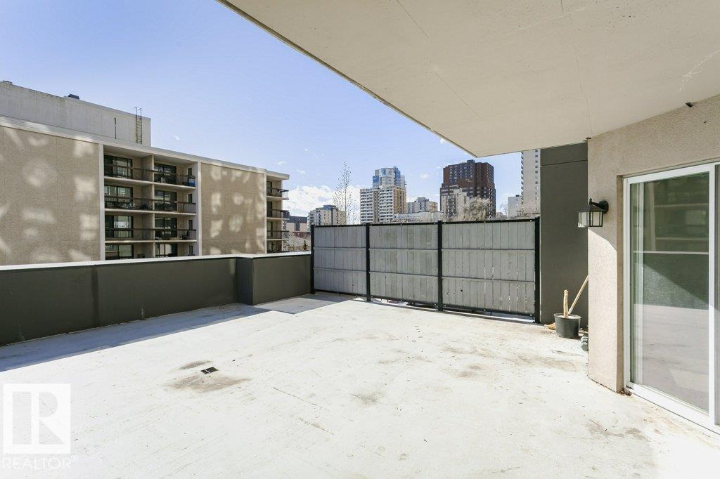 #103 9819 104 St Nw Property Photo 39