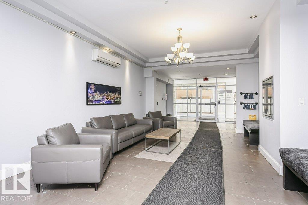 #103 9819 104 St Nw Property Photo 43