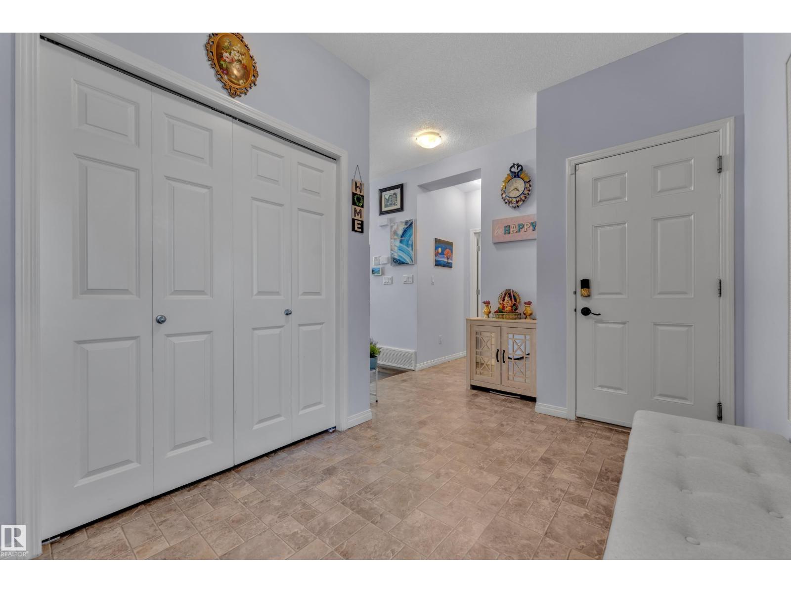 2573 Cole Cr Sw Property Photo 11
