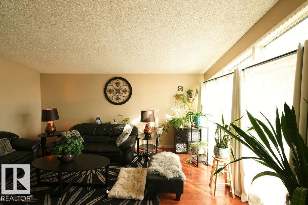 13836 26 St Nw Property Photo 6