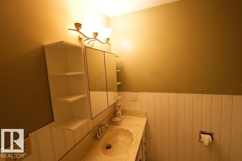 13836 26 St Nw Property Photo 21