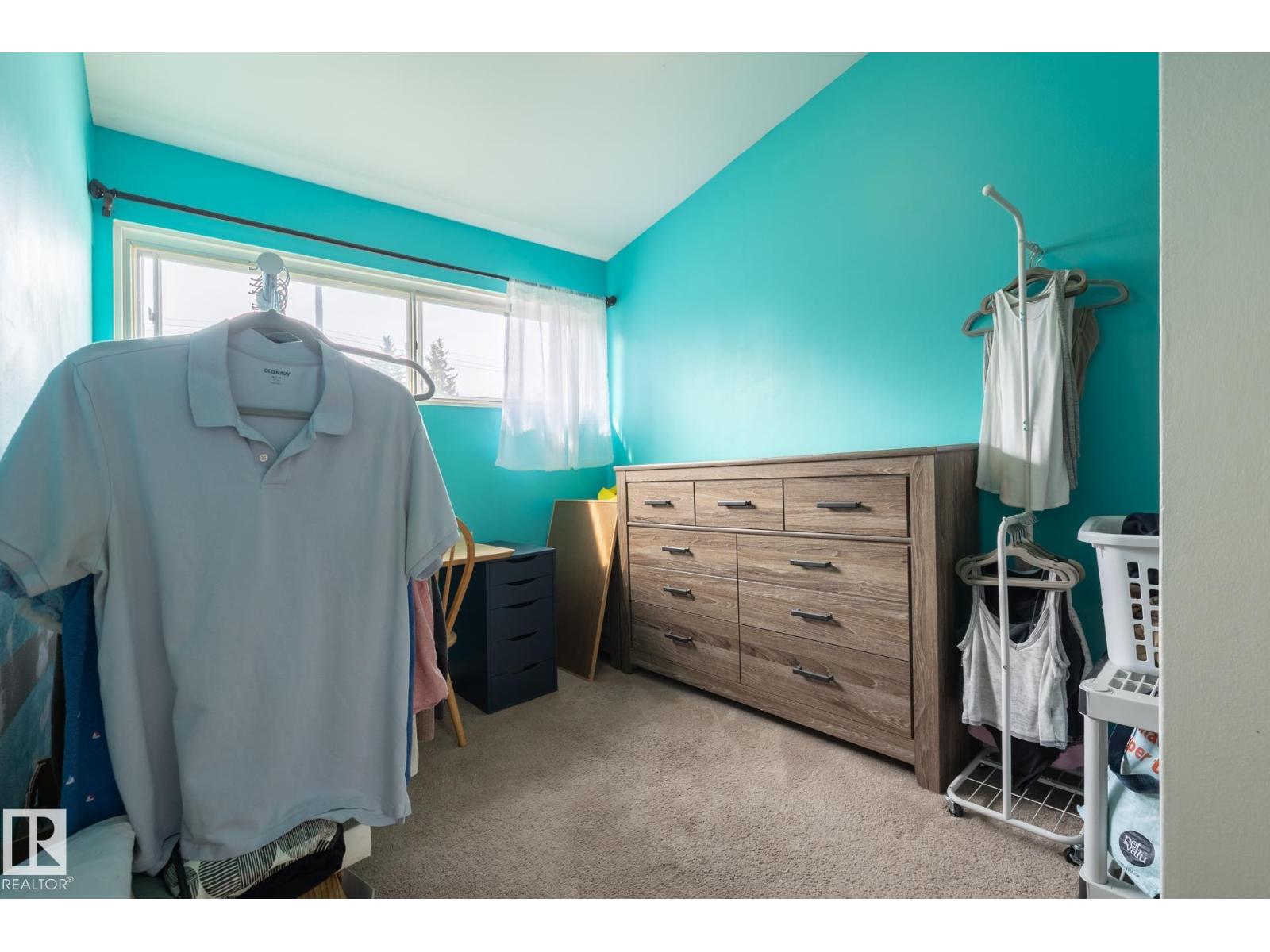10972 157 St Nw Property Photo 9