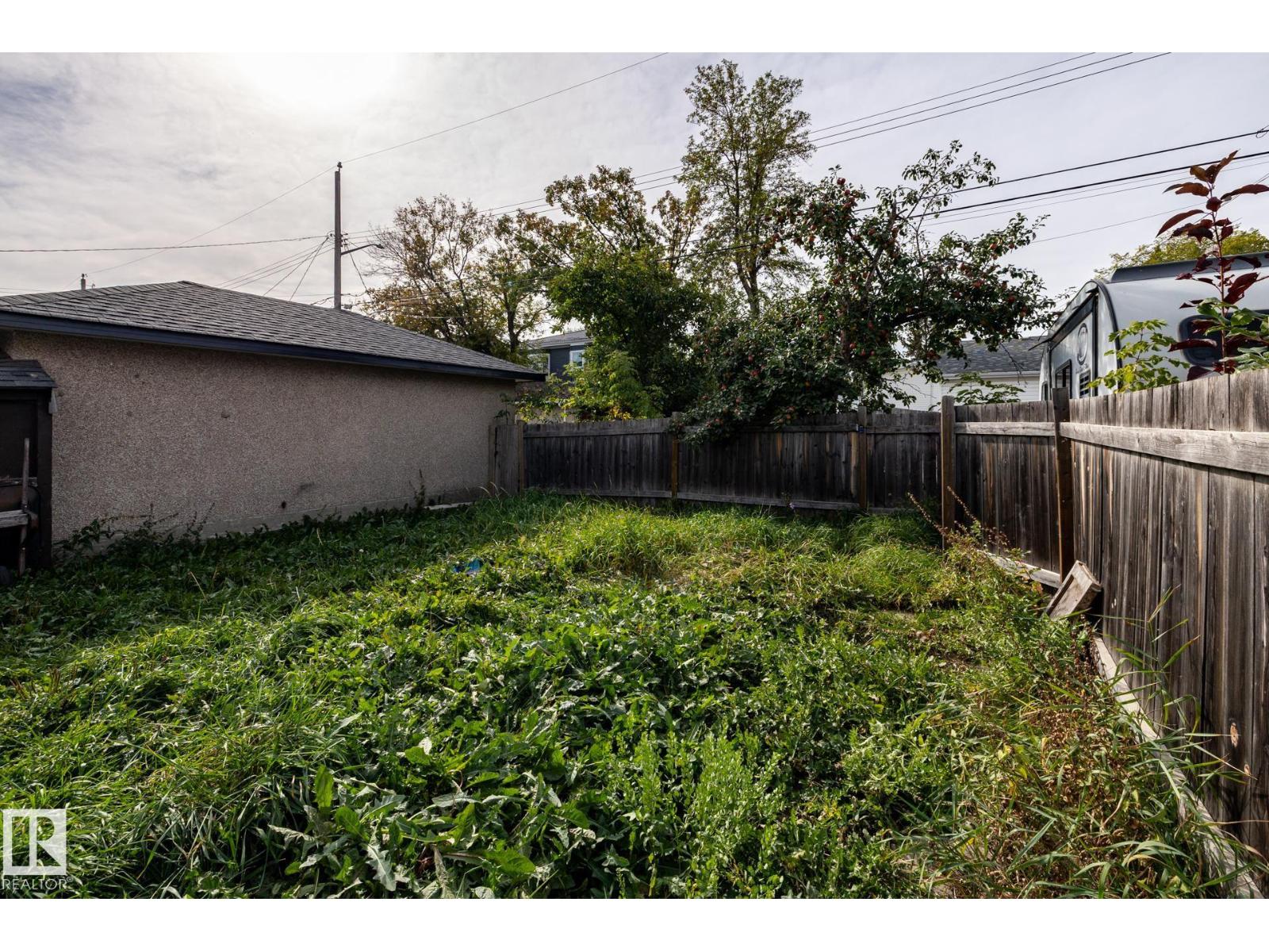 10972 157 St Nw Property Photo 22