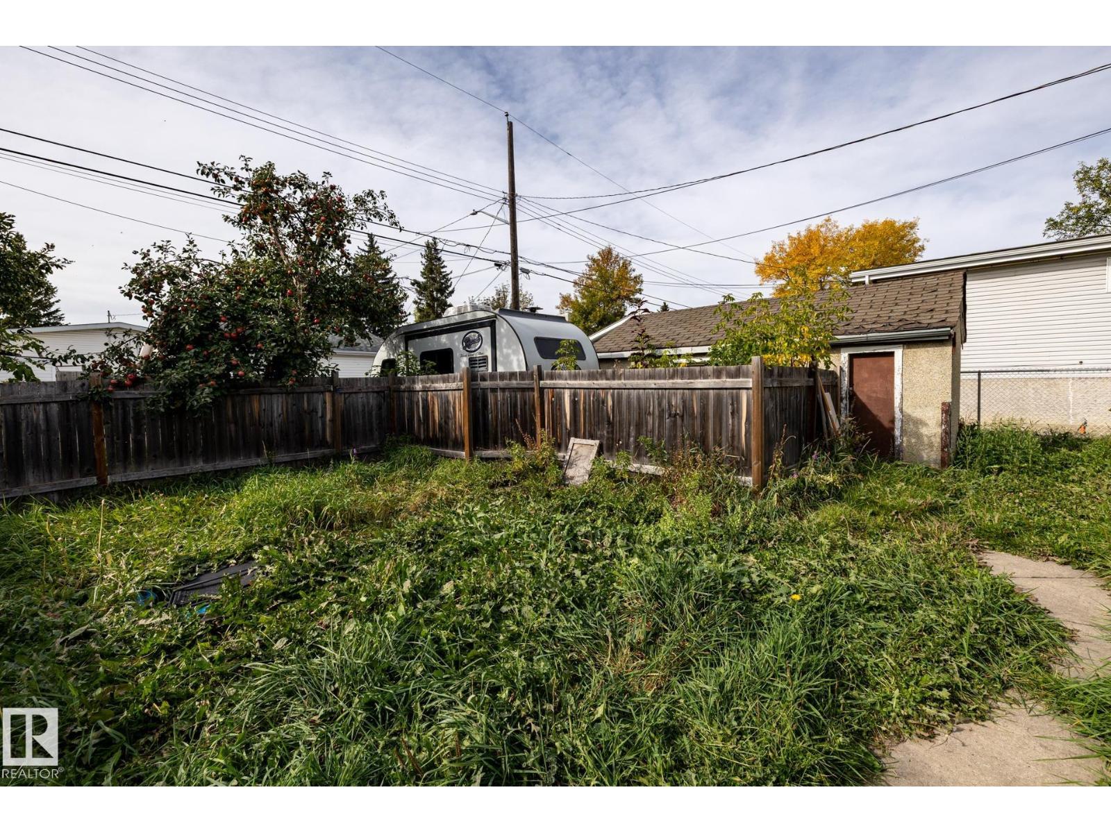 10972 157 St Nw Property Photo 23