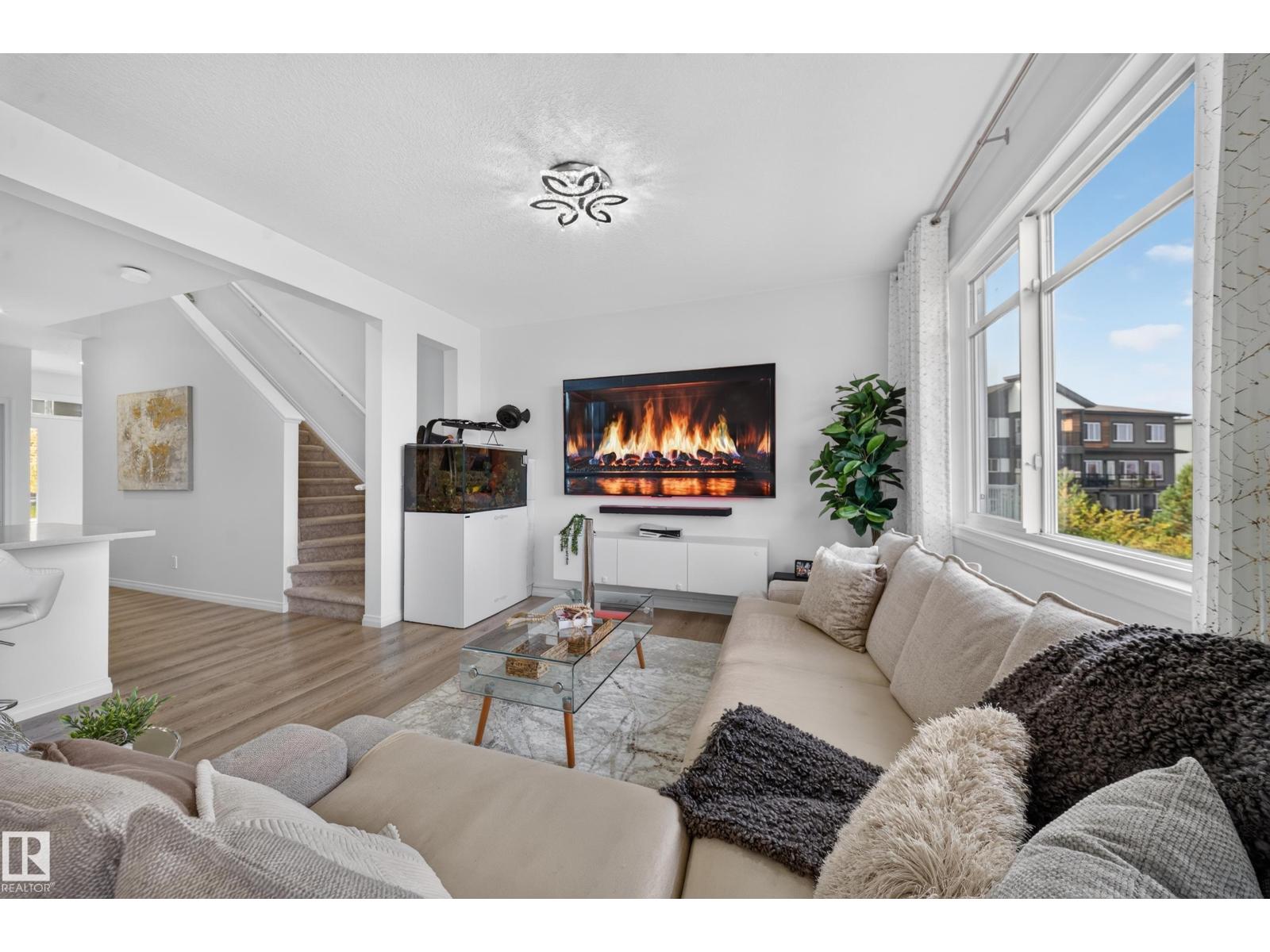 4104 3 Av Sw Property Photo 11