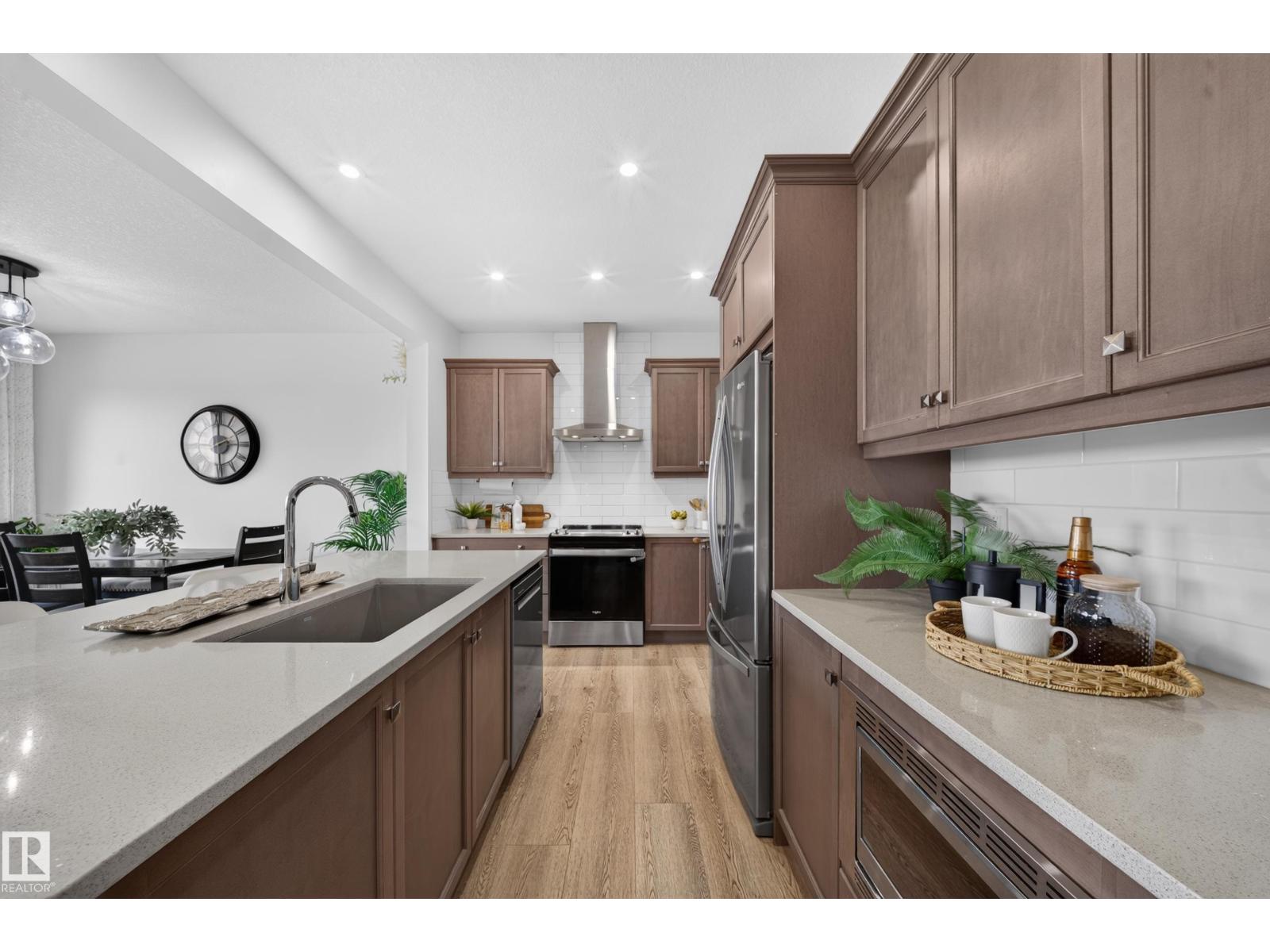 4104 3 Av Sw Property Photo 14