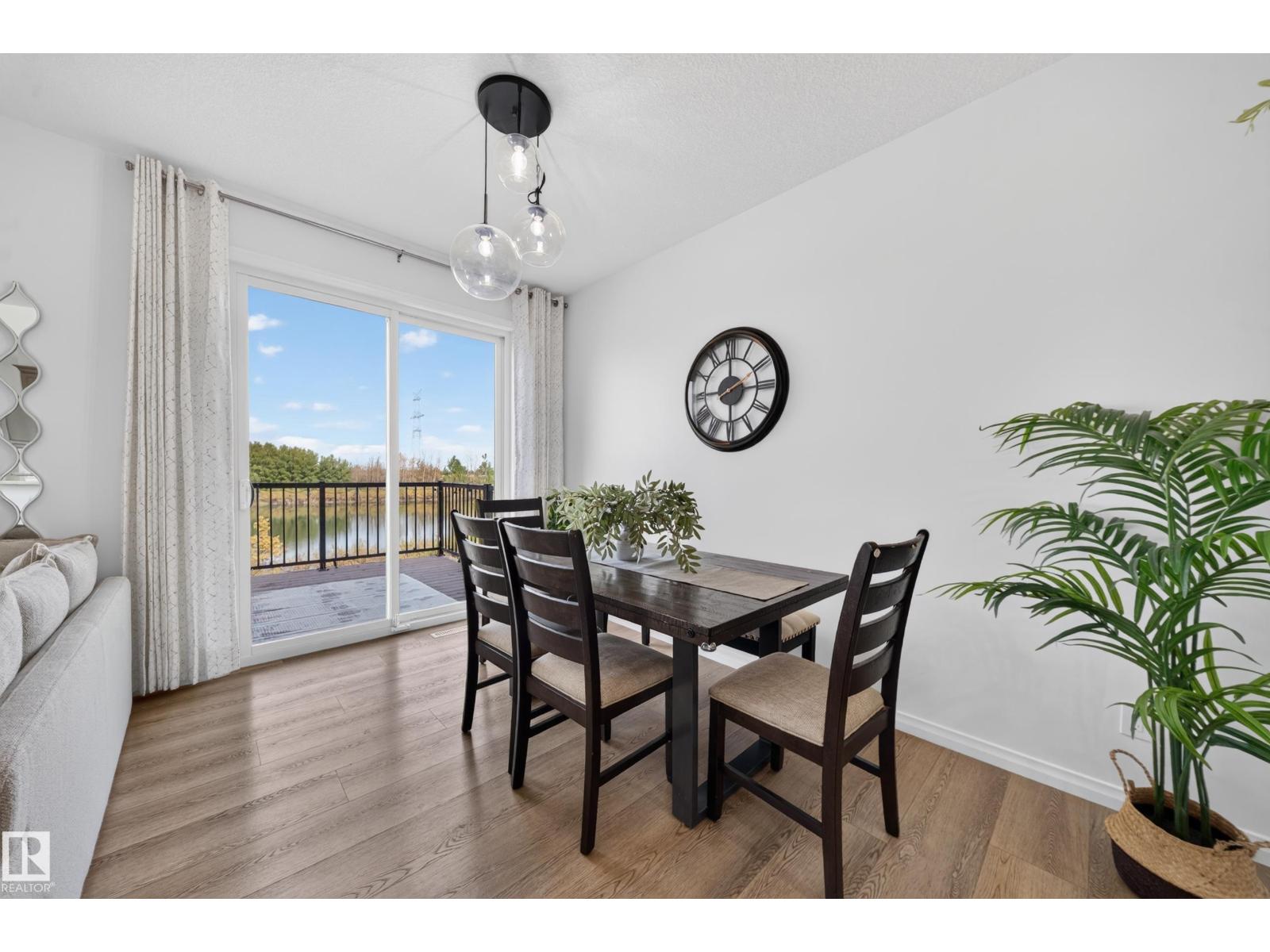 4104 3 Av Sw Property Photo 19