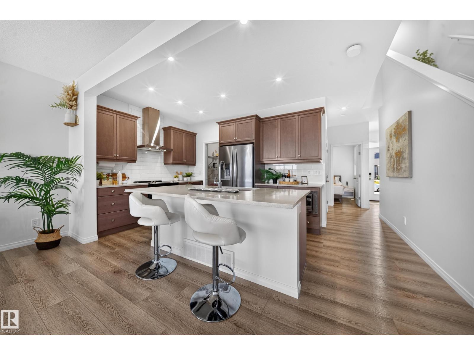 4104 3 Av Sw Property Photo 20