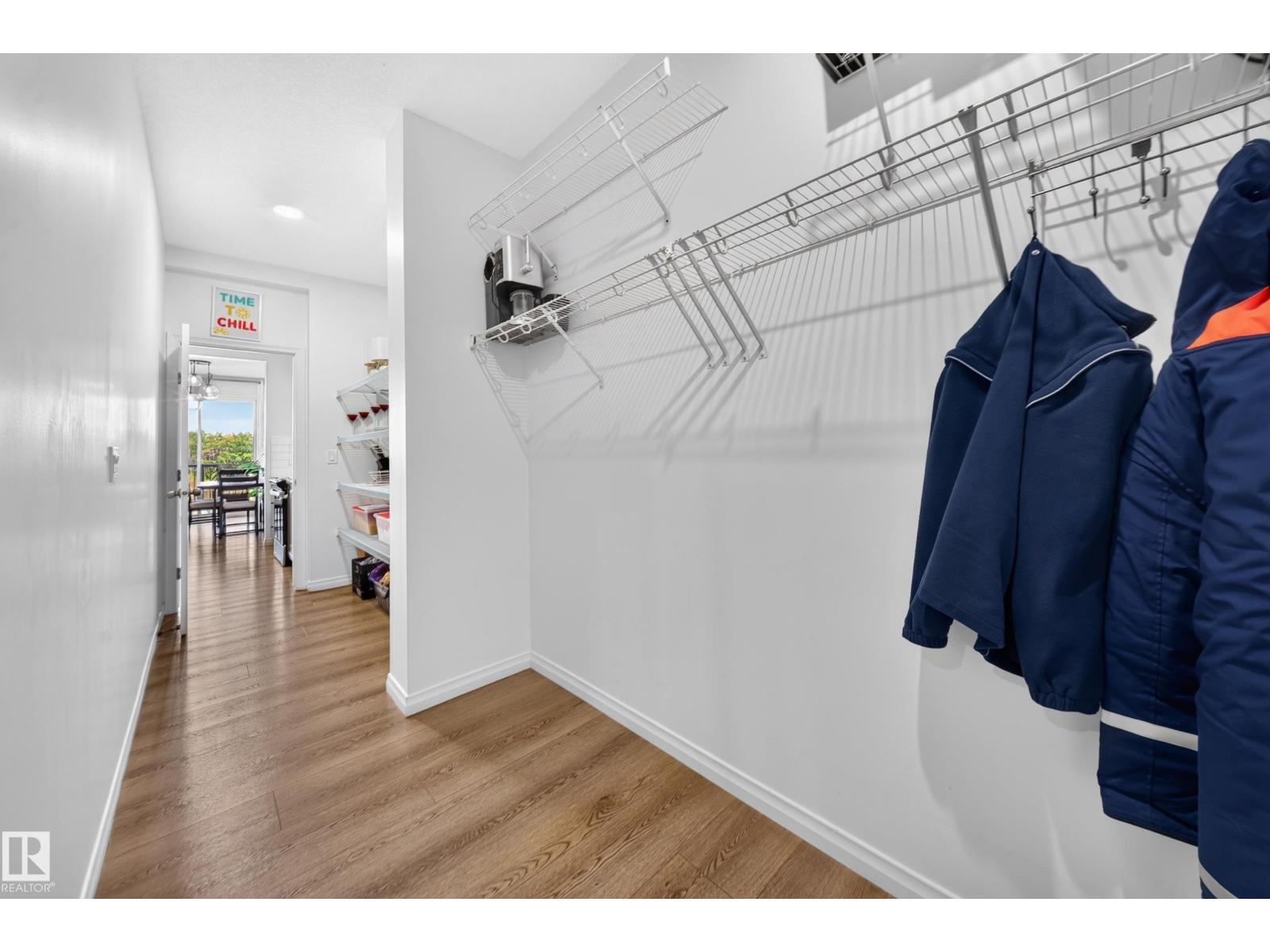 4104 3 Av Sw Property Photo 26