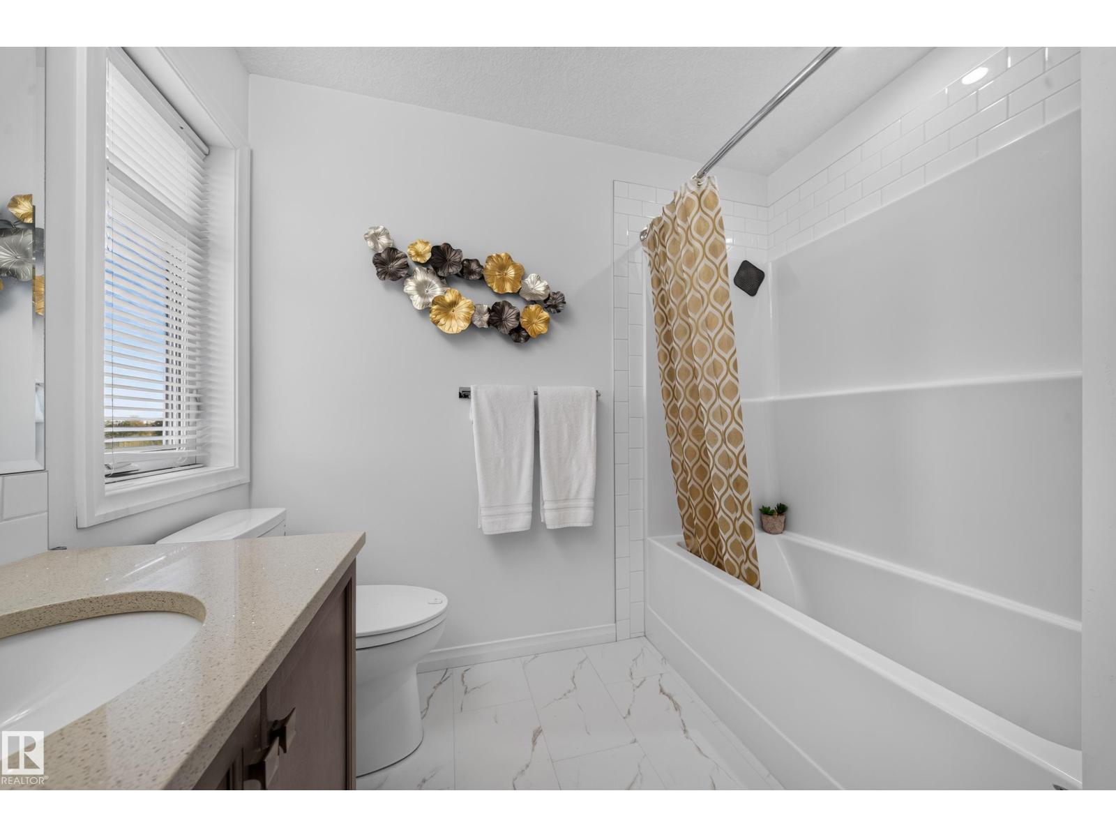 4104 3 Av Sw Property Photo 34