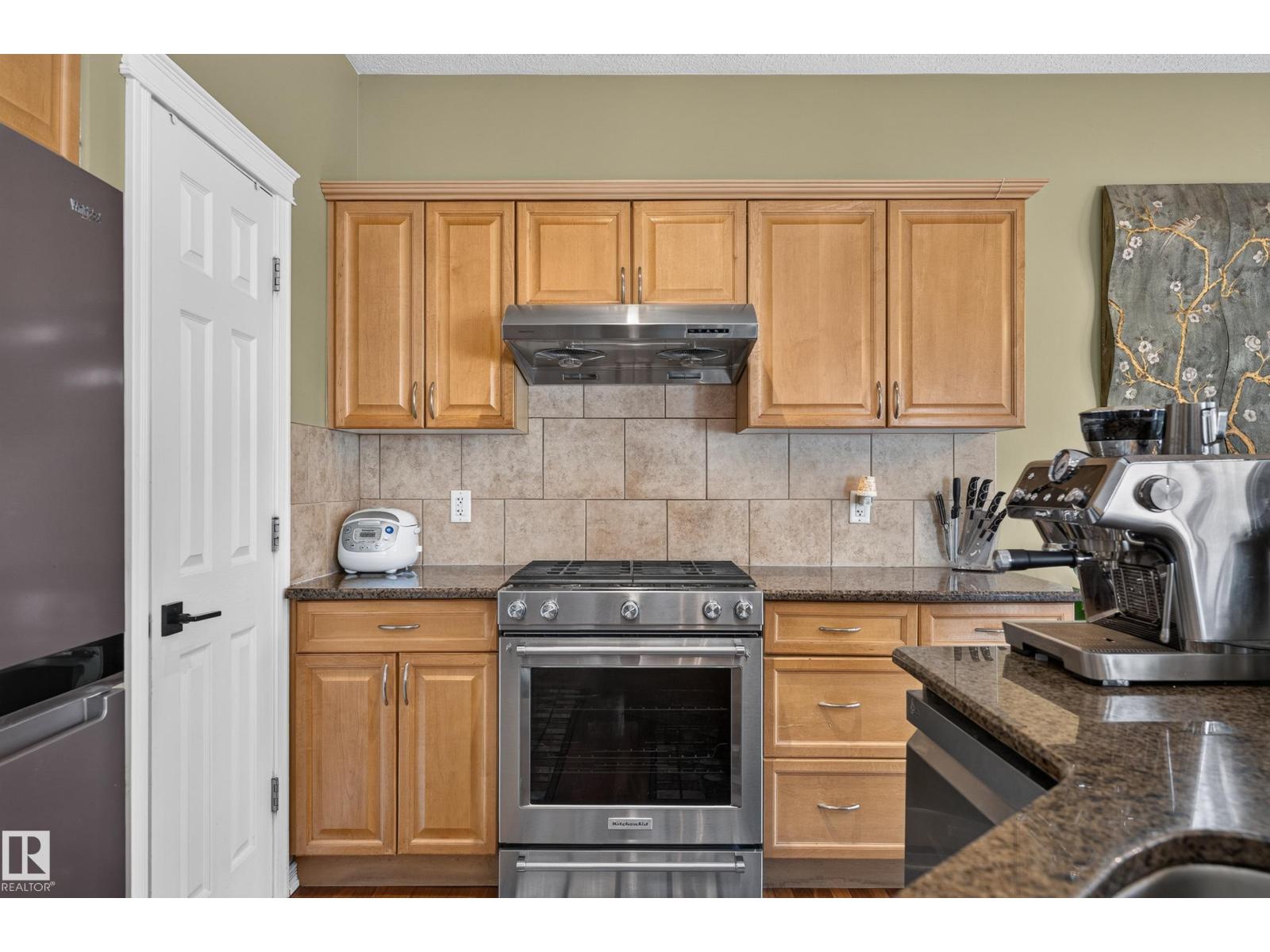 20435 56 Av Nw Property Photo 14