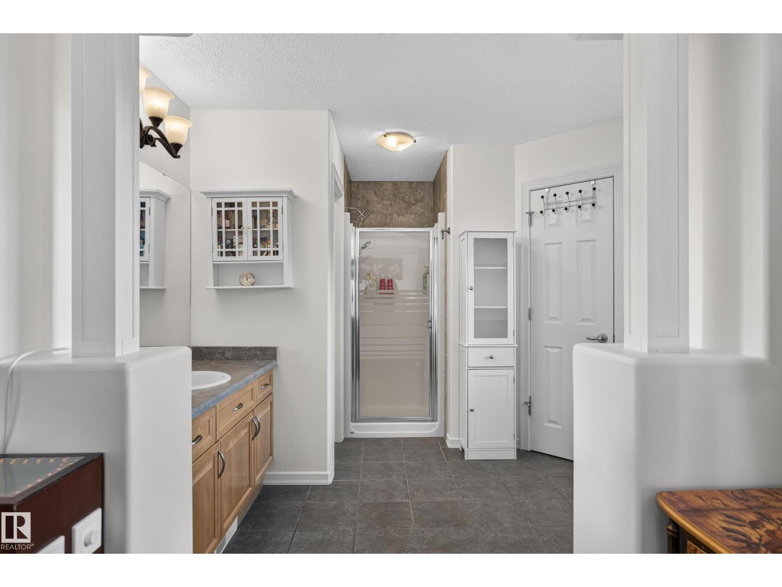 20435 56 Av Nw Property Photo 24