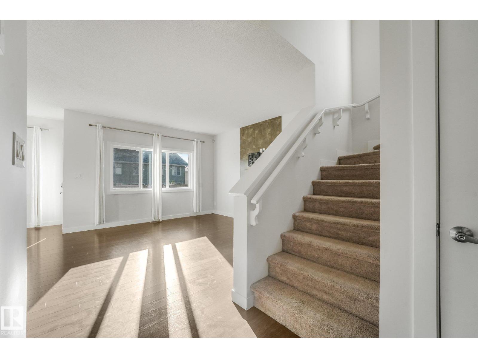 7832 Erasmus Wd Nw Property Photo 11