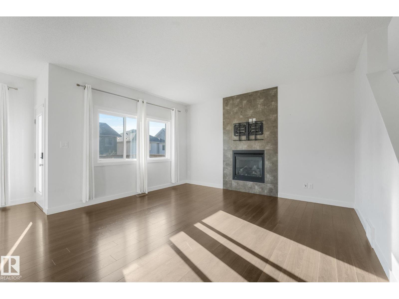7832 Erasmus Wd Nw Property Photo 12