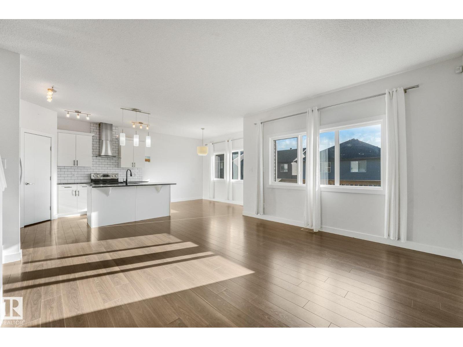 7832 Erasmus Wd Nw Property Photo 15