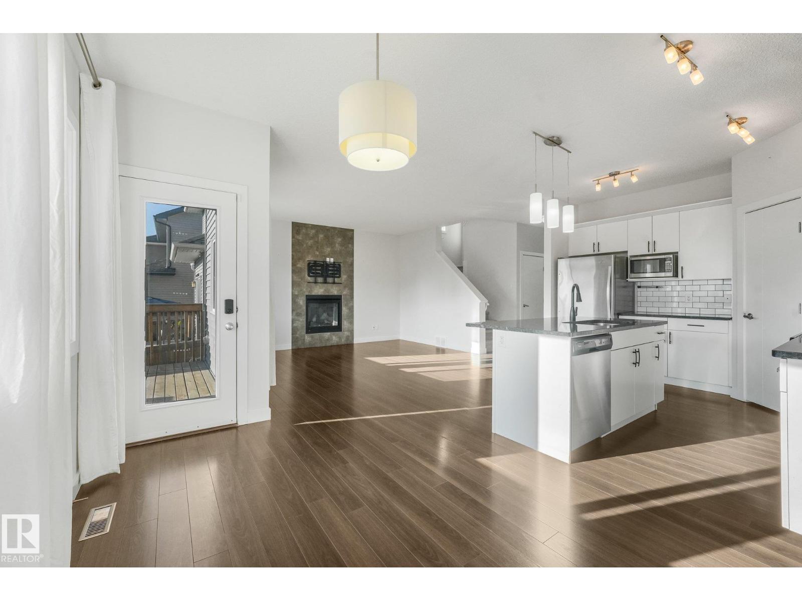 7832 Erasmus Wd Nw Property Photo 16